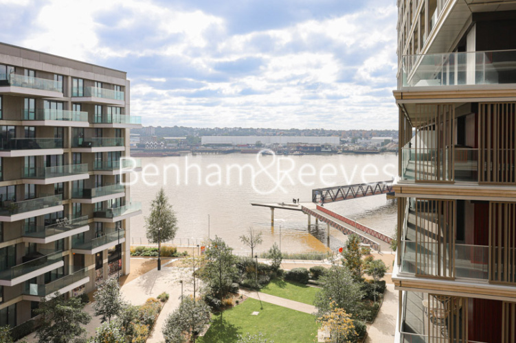 2 bedrooms flat to rent in Bonnet Street, Royal Wharf Riverscape, E16-image 17