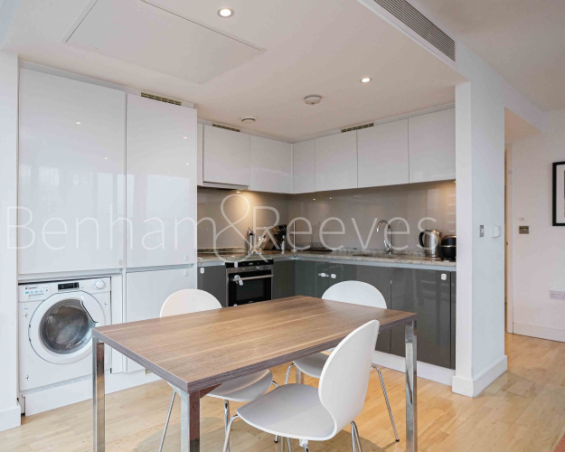 2 bedrooms flat to rent in Marsh Wall, Canary Wharf, E14-image 3