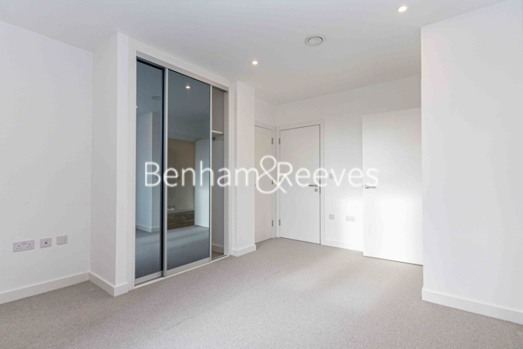 1  bedroom flat to rent in Gillender Street, Canary Wharf, E3-image 3