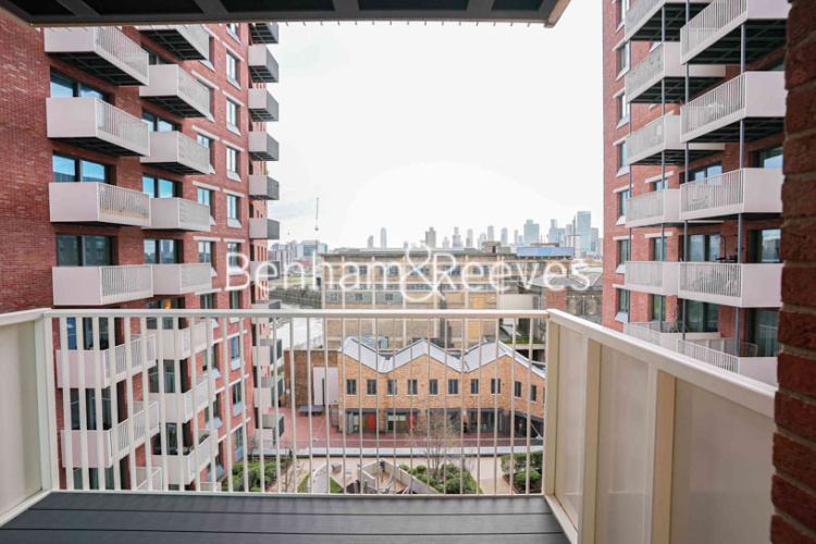 1  bedroom flat to rent in Gillender Street, Canary Wharf, E3-image 17