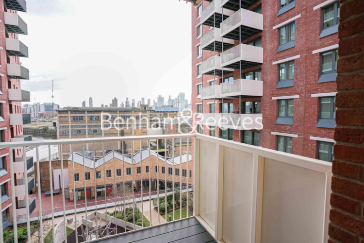 1  bedroom flat to rent in Gillender Street, Canary Wharf, E3-image 19