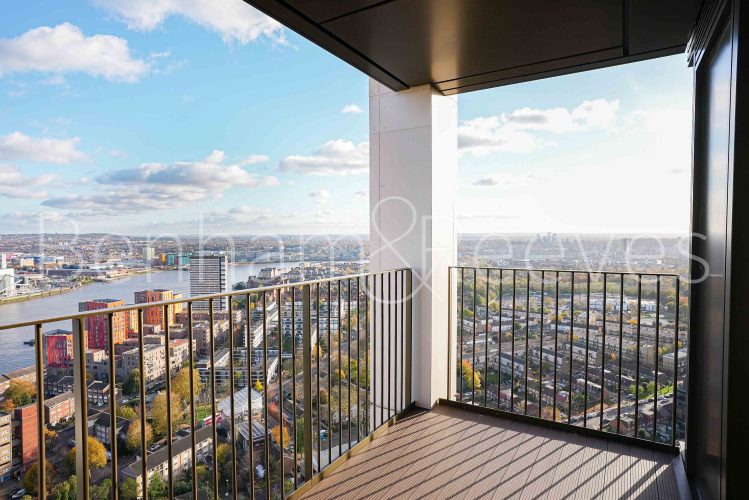 2 bedrooms flat to rent in One Thames Quay, Marsh Wall, E14-image 5