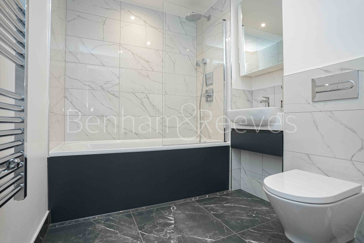 2 bedrooms flat to rent in One Thames Quay, Canary wharf, E14-image 17