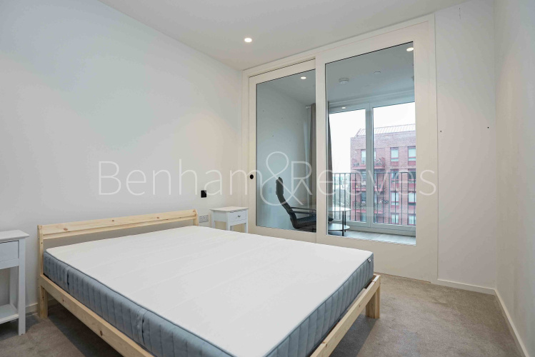 1 bedroom flat to rent in Hawser Lane, Poplar riverside, E14-image 5