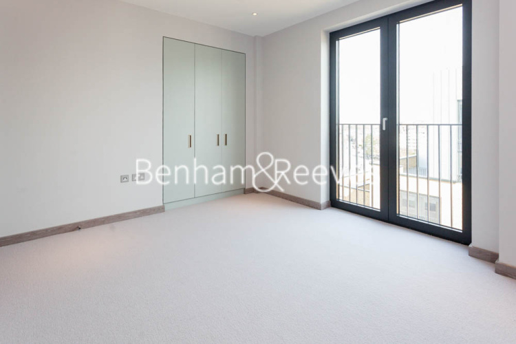 3 bedrooms flat to rent in Cummings House, Wandsworth, SW18-image 17