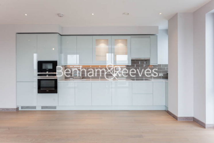 3 bedrooms flat to rent in Ram Quarter, Wandsworth, SW18-image 2