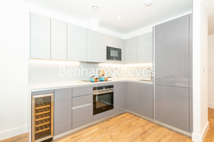 1 bedroom flat to rent in Discovery House, Juniper Drive, SW18-image 2