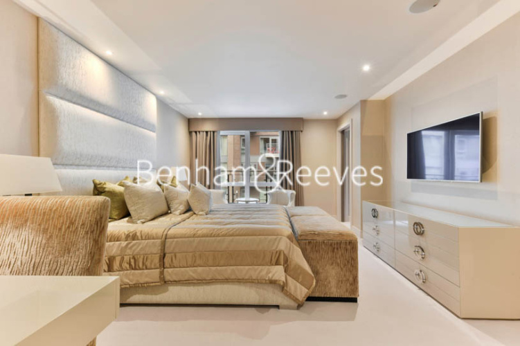 3 bedrooms flat to rent in Park Street, Chelsea Creek, SW6-image 8