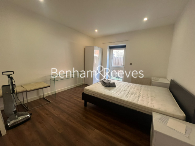 2 bedrooms flat to rent in Townmead Road, Imperial Wharf, SW6-image 3