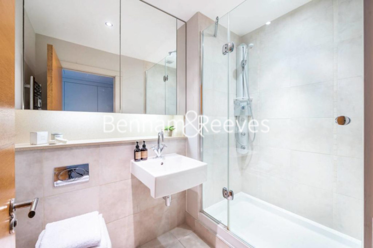 2 bedrooms flat to rent in Fountain House, The Boulevard, SW6-image 8