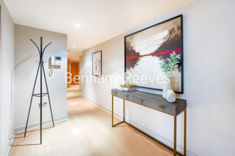 2 bedrooms flat to rent in Fountain House, The Boulevard, SW6-image 11