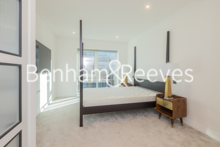 1 bedroom flat to rent in Lockgate Road, Imperial Whaf, SW6-image 3