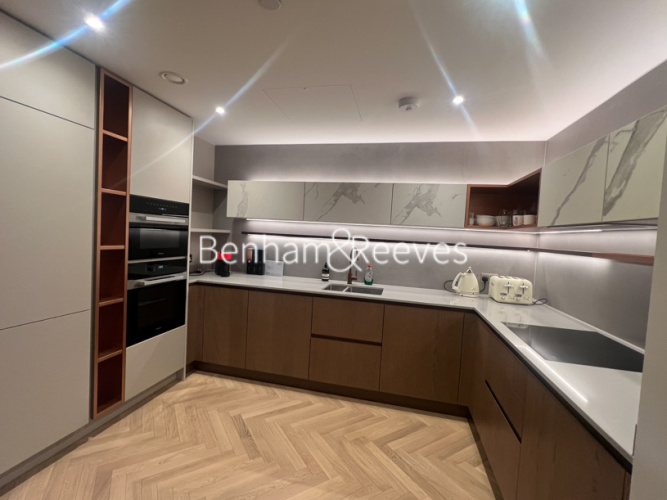 2  bedrooms flat to rent in Saxon House, Parkland Walk,SW6-image 2