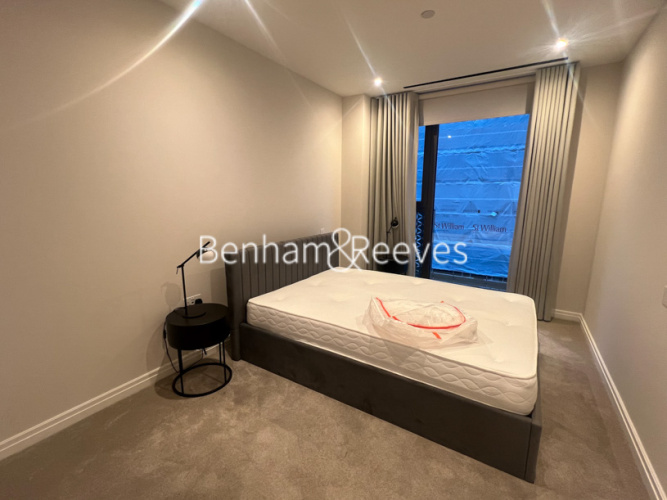 2  bedrooms flat to rent in Saxon House, Parkland Walk,SW6-image 7