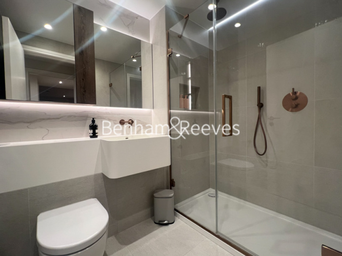 2 bedrooms flat to rent in Saxon House, Parkland Walk,SW6-image 8