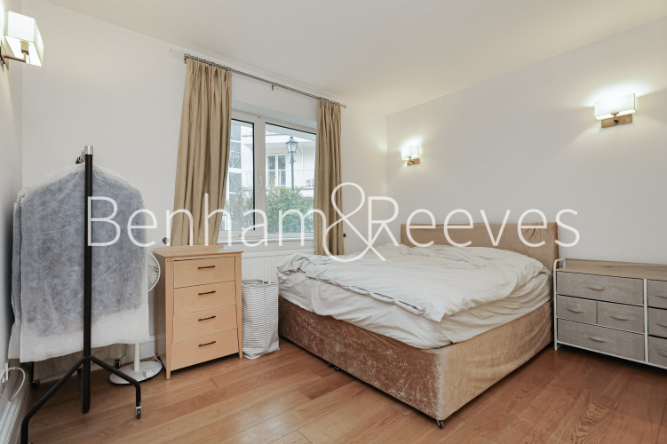 2 bedrooms flat to rent in Carlyle Court, Chelsea Harbour, SW10-image 3