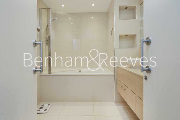 2 bedrooms flat to rent in Carlyle Court, Chelsea Harbour, SW10-image 11