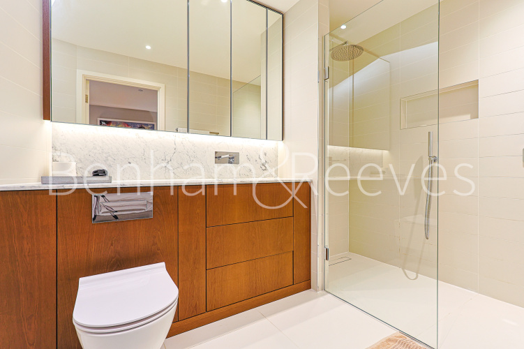 3 bedrooms flat to rent in Lighterman Tower, Chelsea Island, Chelsea, SW10-image 8