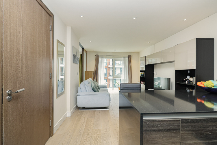 Studio flat to rent in Dockside House, Park Street, SW6-image 6