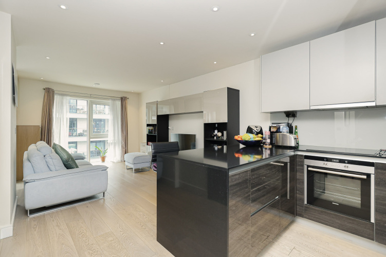 Studio flat to rent in Dockside House, Park Street, SW6-image 12