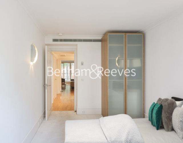 2 bedrooms flat to rent in Coleridge Gardens, King's Chelsea, SW10-image 20