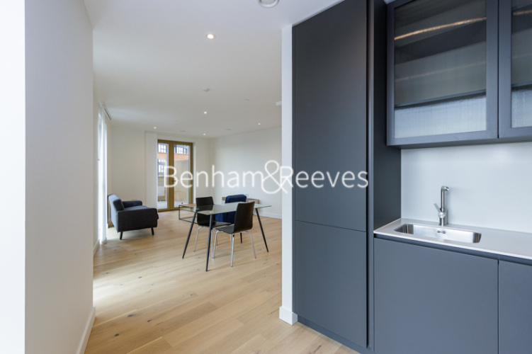 1 bedroom flat to rent in Ashley Road, Tottenham Hale, N17-image 3