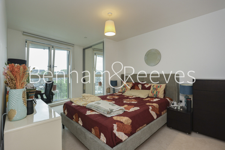 2 bedrooms flat to rent in Queensland Road, Highgate, N7-image 4