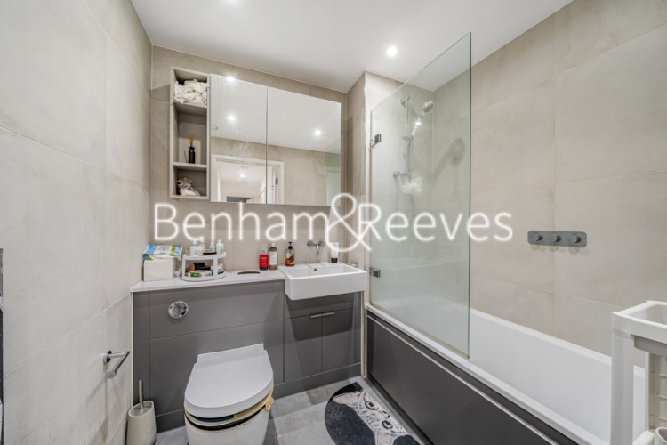 1 bedroom flat to rent in Coster Avenue, Highgate, N4-image 4