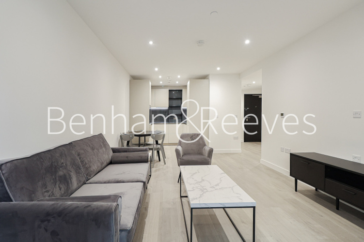 1  bedroom flat to rent in Court Damsel, Woodberry Park, N4-image 18