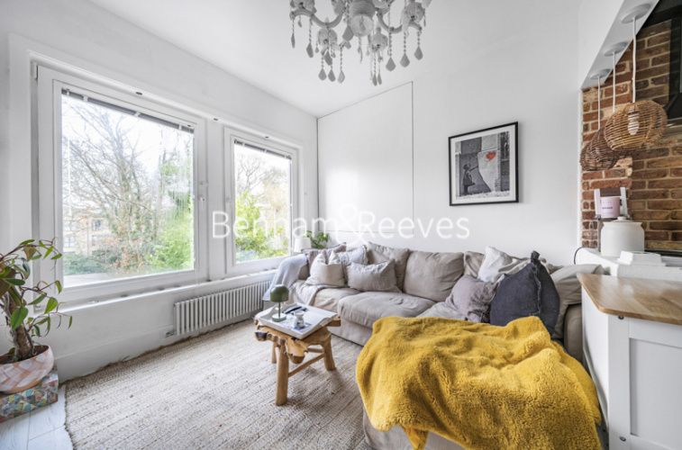 1 bedroom flat to rent in Talbot Road, Highgate, N6-image 1