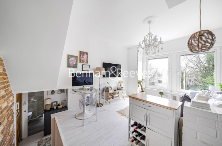 1 bedroom flat to rent in Talbot Road, Highgate, N6-image 4