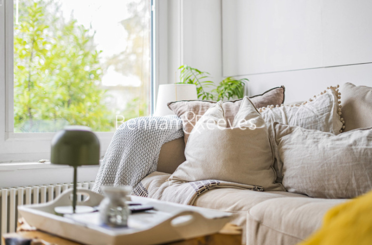 1 bedroom flat to rent in Talbot Road, Highgate, N6-image 13