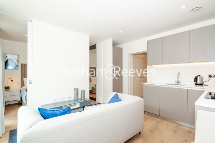 Studio flat to rent in Thunderer Walk, Woolwich, SE18-image 8