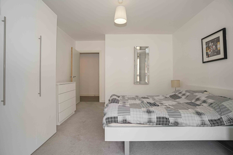 1  bedroom flat to rent in Cable Walk, Enderby Wharf Greenwich, SE10-image 4