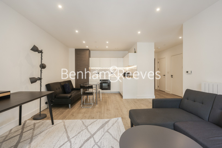 1  bedroom flat to rent in Pegler Square, Kidbrooke Village, SE3-image 21