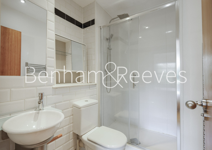 4 bedrooms flat to rent in Hastings Street, Royal Arsenal Riverside, SE18-image 16