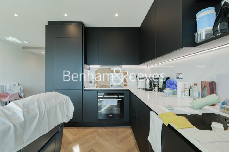 1 bedroom flat to rent in Brigadier Walk, Royal Arsenal Riverside, SE18-image 3