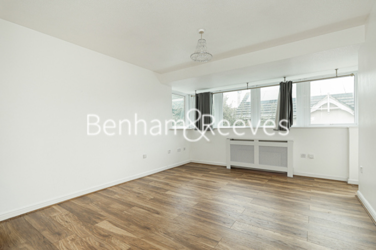 2 bedrooms flat to rent in Pier Way, Woolwich, SE28-image 1