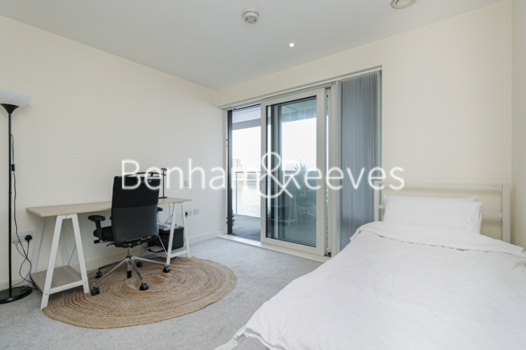 2 bedrooms flat to rent in Duke of Wellington Avenue, Royal Arsenal Riverside, SE18-image 8