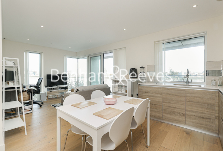 2 bedrooms flat to rent in Duke of Wellington Avenue, Royal Arsenal Riverside, SE18-image 12