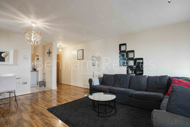 2 bedrooms flat to rent in Sark Towerk, Erebus Drive, SE28-image 21