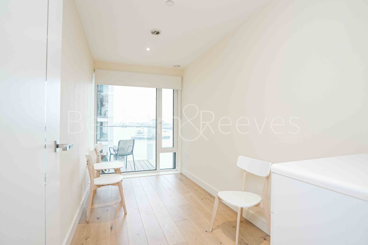 2 bedrooms flat to rent in Royal Arsenal Riverside, Duke of Wellington Avenue, SE18-image 13