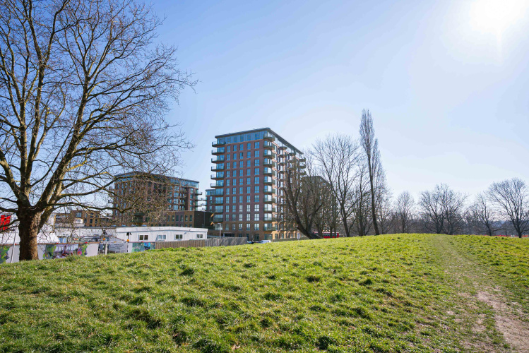 2  bedrooms flat to rent in Kidbrooke Village,Townsend Road , SE3-image 26