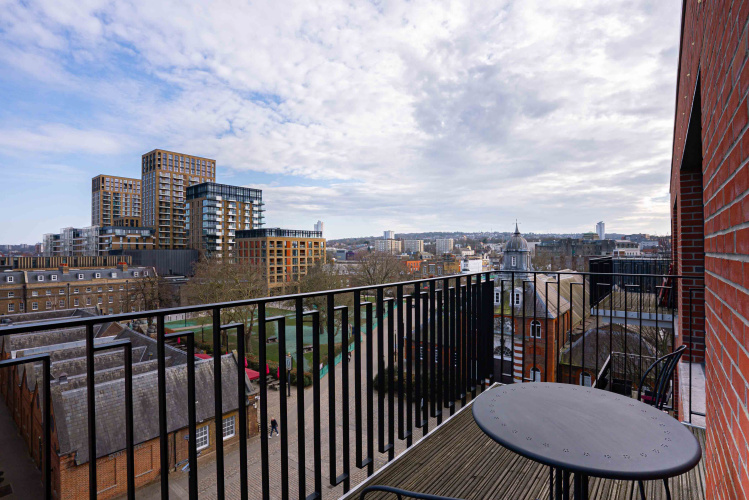 2  bedrooms flat to rent in Royal Arsenal Riverside, Thunderer Walk, SE18-image 6