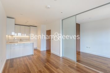 1 bedroom flat to rent in Dickens Yard, Ealing, W5-image 5