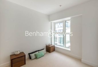 1 bedroom flat to rent in Dickens Yard, Ealing, W5-image 3