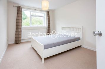 2 bedrooms flat to rent in Mount Park Road, Ealing, W5-image 3