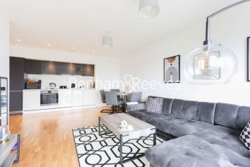 2 bedrooms flat to rent in Lakeside Drive, Park Royal, NW10-image 12