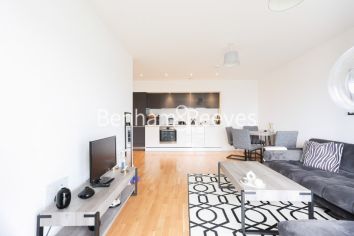 2 bedrooms flat to rent in Lakeside Drive, Park Royal, NW10-image 17