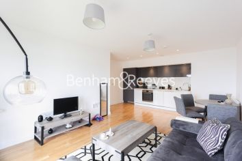 2 bedrooms flat to rent in Lakeside Drive, Park Royal, NW10-image 22